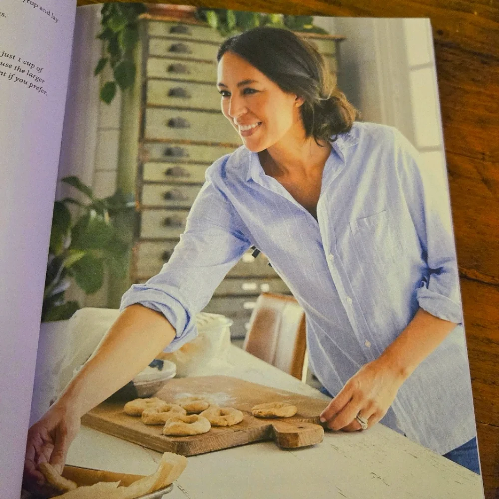 NEW Magnolia Table Cookbook by Joanna Gaines - A Collection - Picture 7 of 9